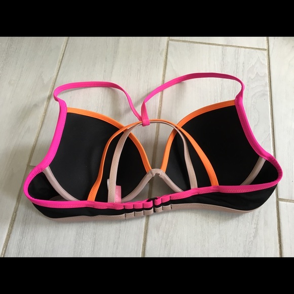 Victoria Secret The Fabulous Bikini Top 36C - Picture 2 of 3